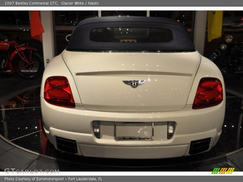 Glacier White / Nautic 2007 Bentley Continental GTC