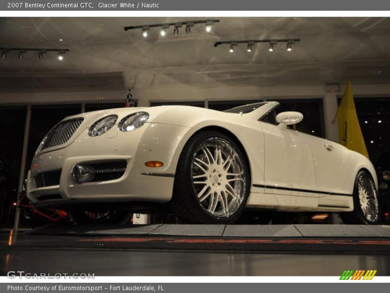 Glacier White / Nautic 2007 Bentley Continental GTC