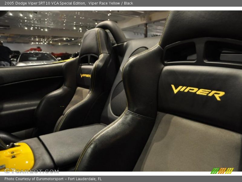 Viper Race Yellow / Black 2005 Dodge Viper SRT10 VCA Special Edition