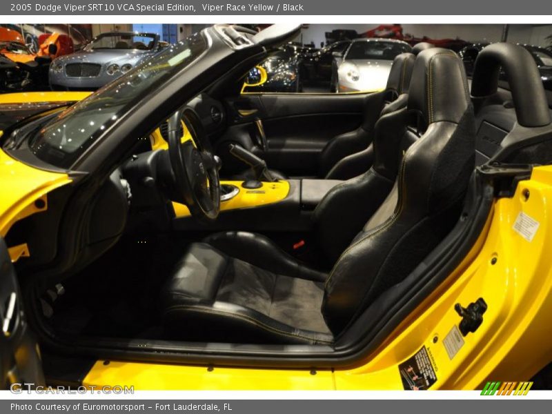 Viper Race Yellow / Black 2005 Dodge Viper SRT10 VCA Special Edition
