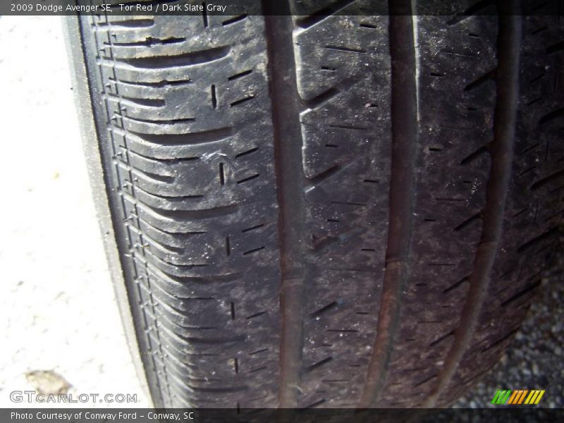 Tor Red / Dark Slate Gray 2009 Dodge Avenger SE