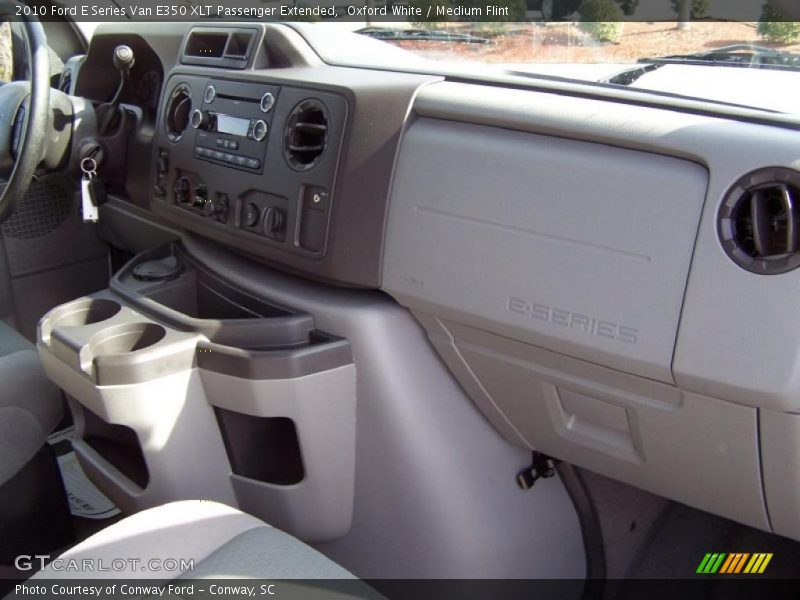 Oxford White / Medium Flint 2010 Ford E Series Van E350 XLT Passenger Extended