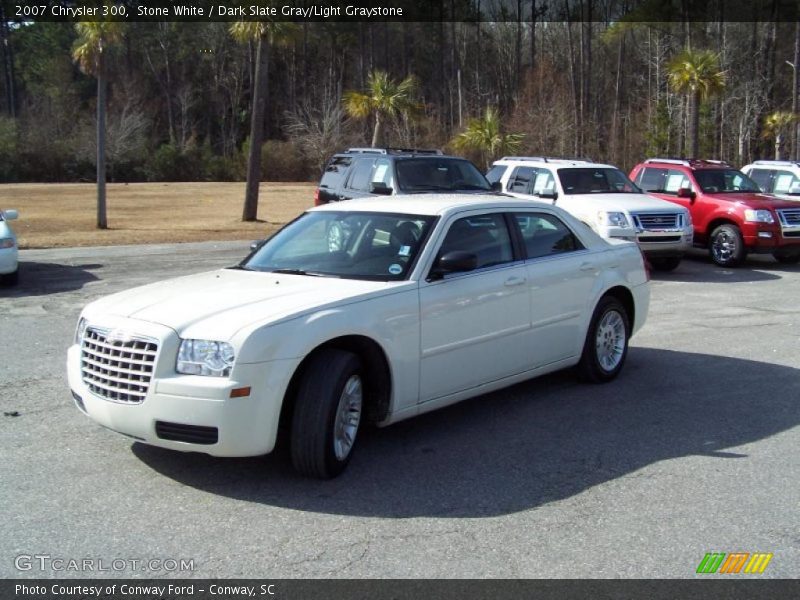 Stone White / Dark Slate Gray/Light Graystone 2007 Chrysler 300