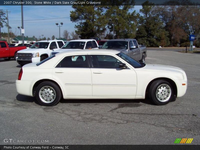 Stone White / Dark Slate Gray/Light Graystone 2007 Chrysler 300