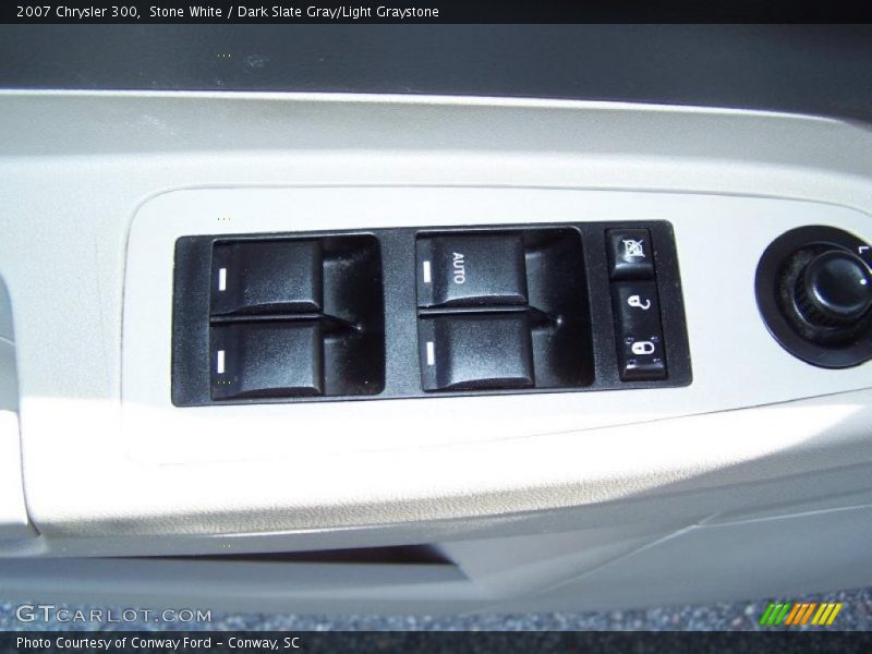 Stone White / Dark Slate Gray/Light Graystone 2007 Chrysler 300