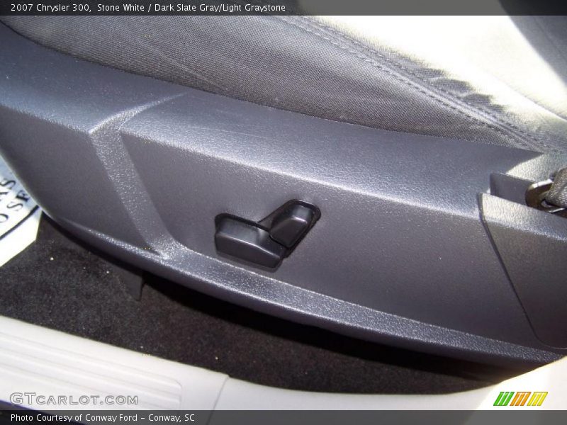 Stone White / Dark Slate Gray/Light Graystone 2007 Chrysler 300