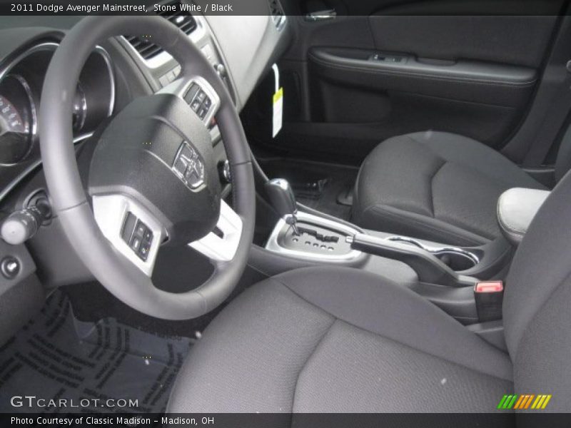 Stone White / Black 2011 Dodge Avenger Mainstreet