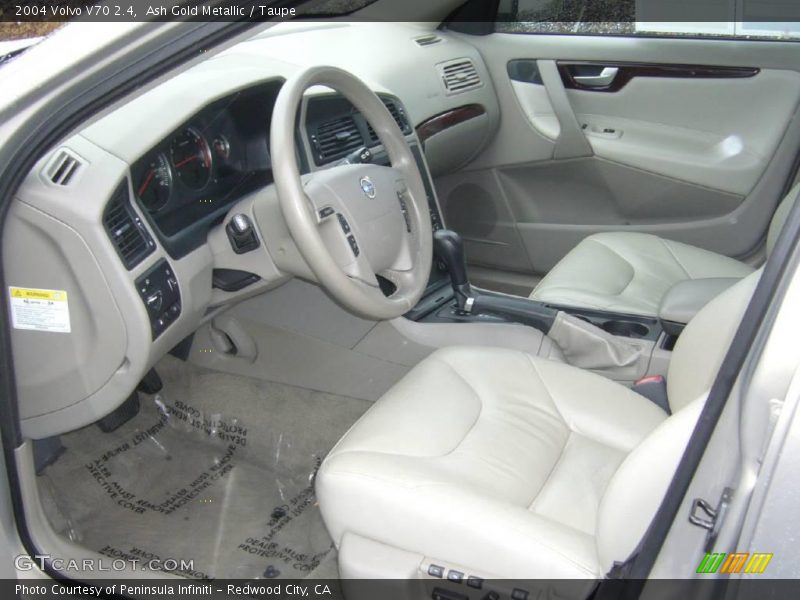 Ash Gold Metallic / Taupe 2004 Volvo V70 2.4