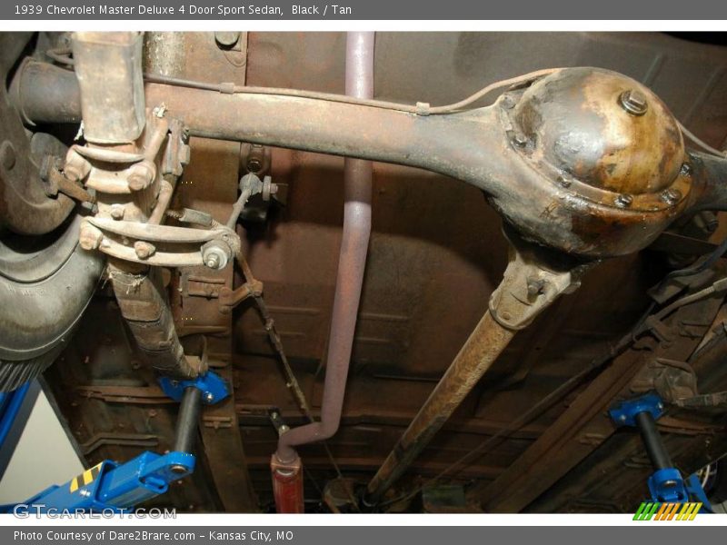 Black / Tan 1939 Chevrolet Master Deluxe 4 Door Sport Sedan