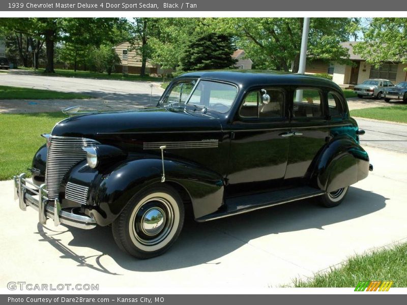 Black / Tan 1939 Chevrolet Master Deluxe 4 Door Sport Sedan