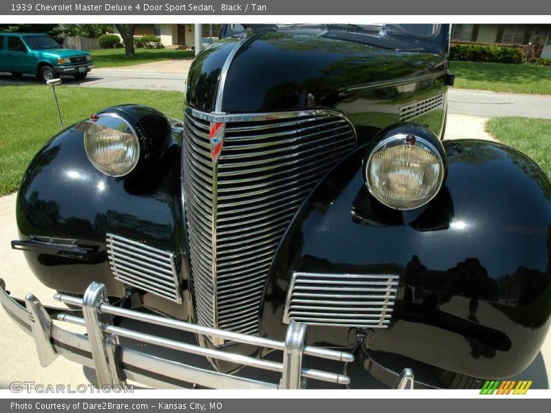 Black / Tan 1939 Chevrolet Master Deluxe 4 Door Sport Sedan