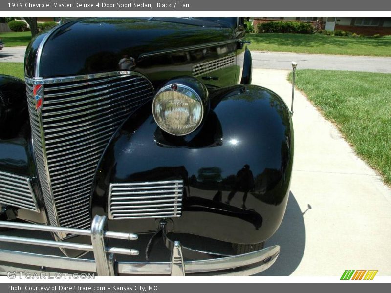 Black / Tan 1939 Chevrolet Master Deluxe 4 Door Sport Sedan
