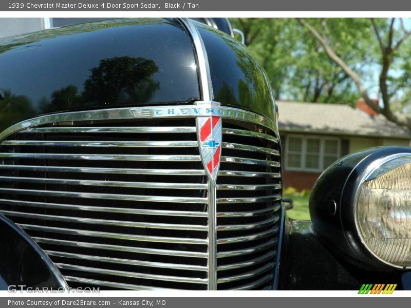 Black / Tan 1939 Chevrolet Master Deluxe 4 Door Sport Sedan