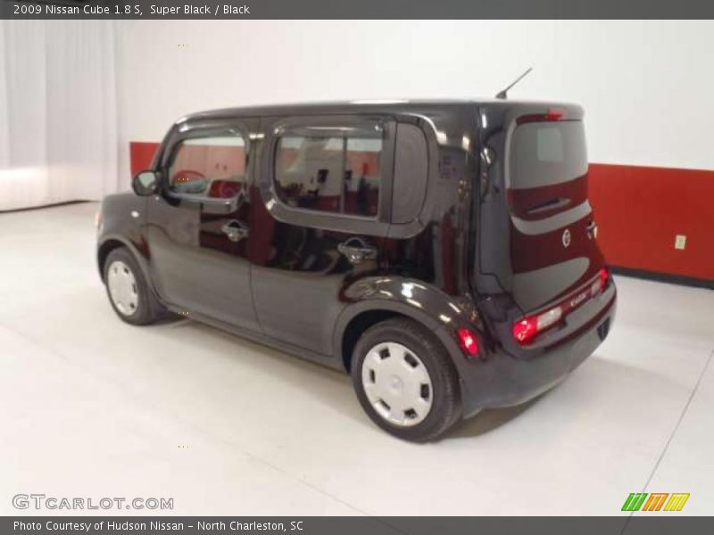 Super Black / Black 2009 Nissan Cube 1.8 S