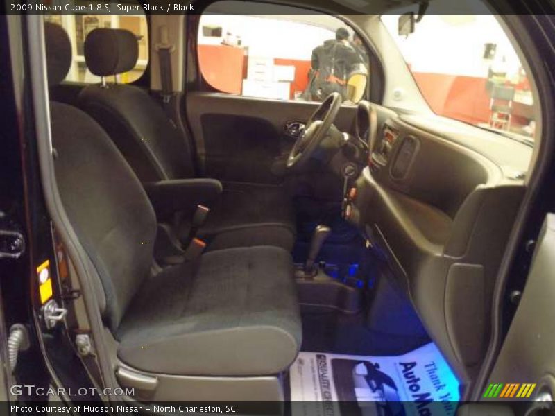 Super Black / Black 2009 Nissan Cube 1.8 S