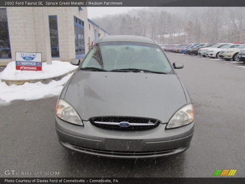 Spruce Green Metallic / Medium Parchment 2002 Ford Taurus SE