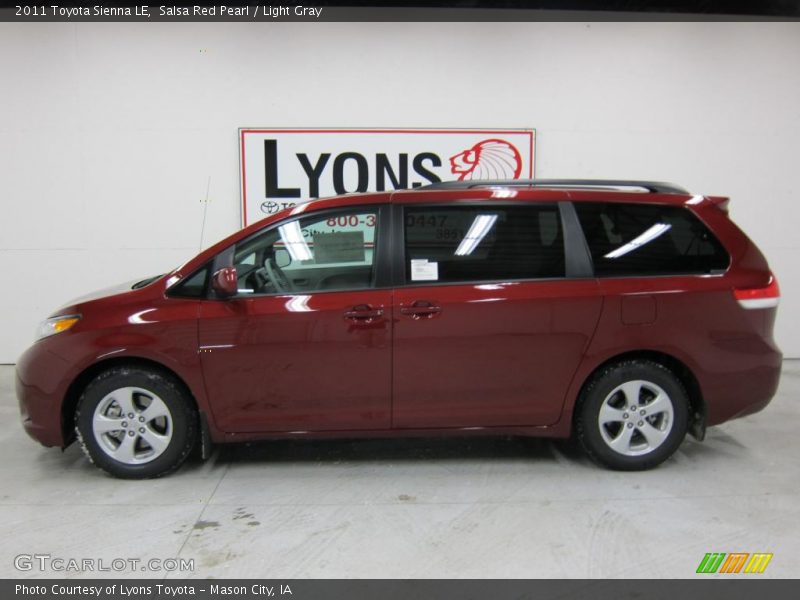 Salsa Red Pearl / Light Gray 2011 Toyota Sienna LE