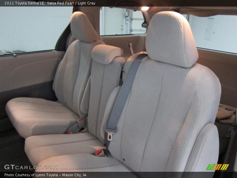Salsa Red Pearl / Light Gray 2011 Toyota Sienna LE