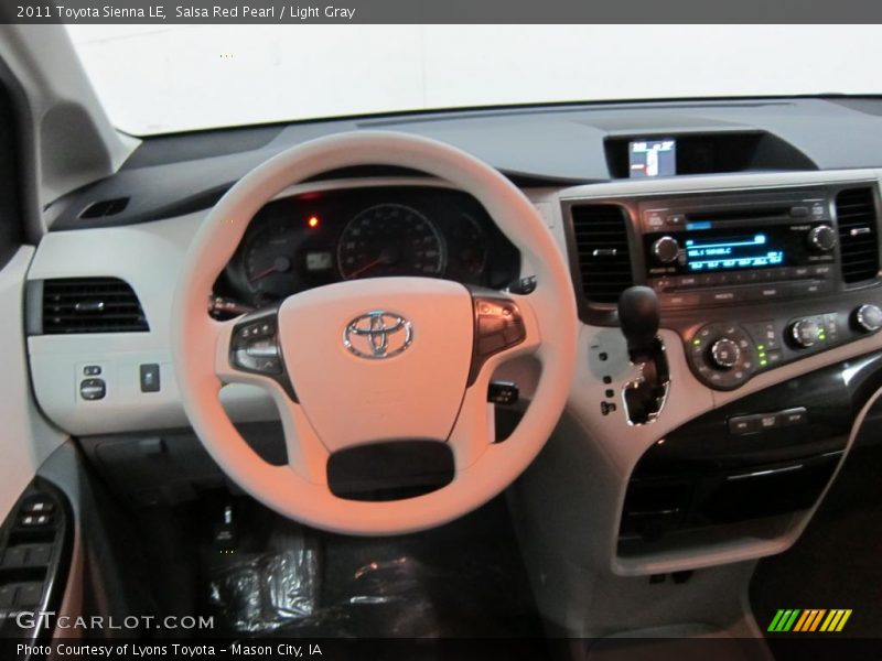 Salsa Red Pearl / Light Gray 2011 Toyota Sienna LE