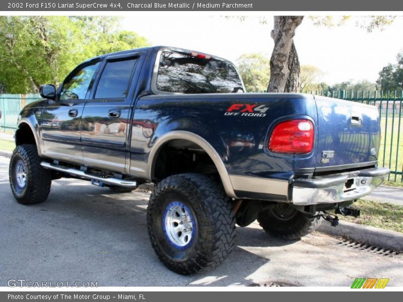 Charcoal Blue Metallic / Medium Parchment 2002 Ford F150 Lariat SuperCrew 4x4