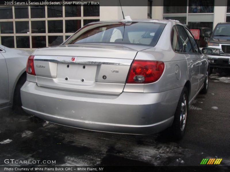 Silver Platinum / Black 2005 Saturn L Series L300 Sedan