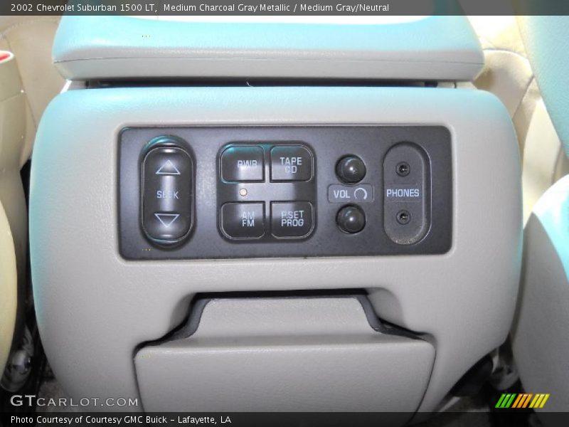 Medium Charcoal Gray Metallic / Medium Gray/Neutral 2002 Chevrolet Suburban 1500 LT