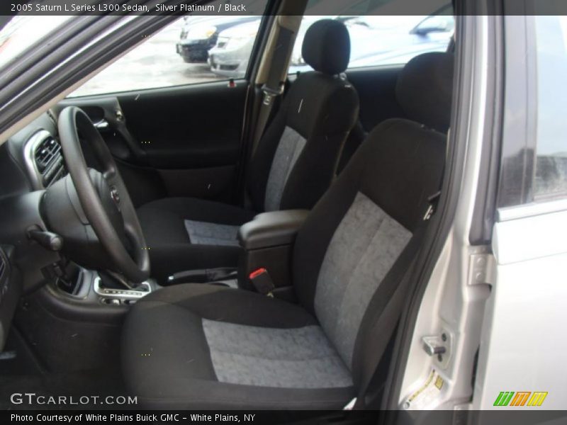Silver Platinum / Black 2005 Saturn L Series L300 Sedan