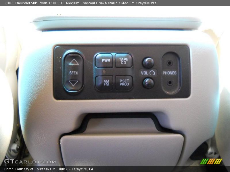 Medium Charcoal Gray Metallic / Medium Gray/Neutral 2002 Chevrolet Suburban 1500 LT