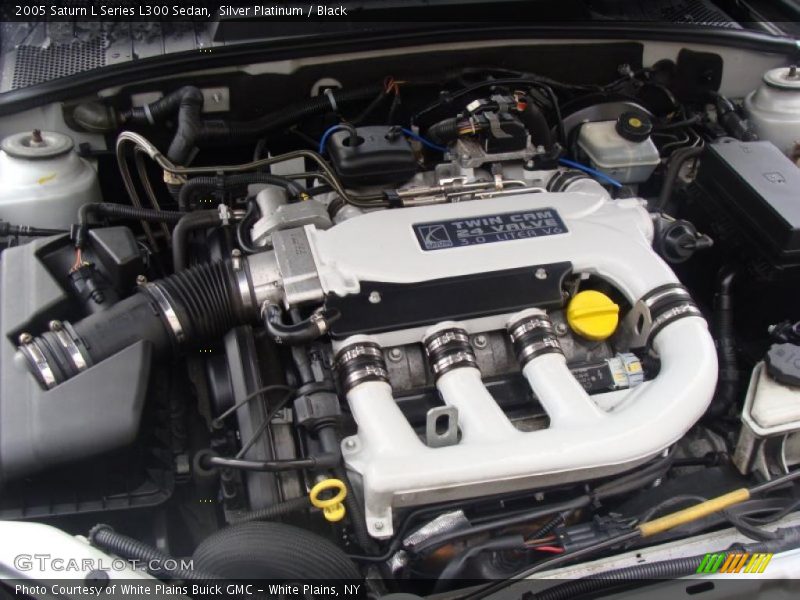 Silver Platinum / Black 2005 Saturn L Series L300 Sedan