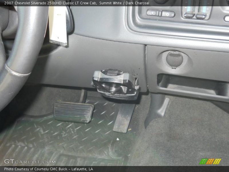 Summit White / Dark Charcoal 2007 Chevrolet Silverado 2500HD Classic LT Crew Cab