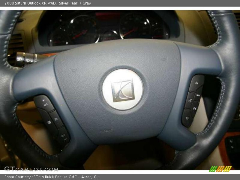 Silver Pearl / Gray 2008 Saturn Outlook XR AWD