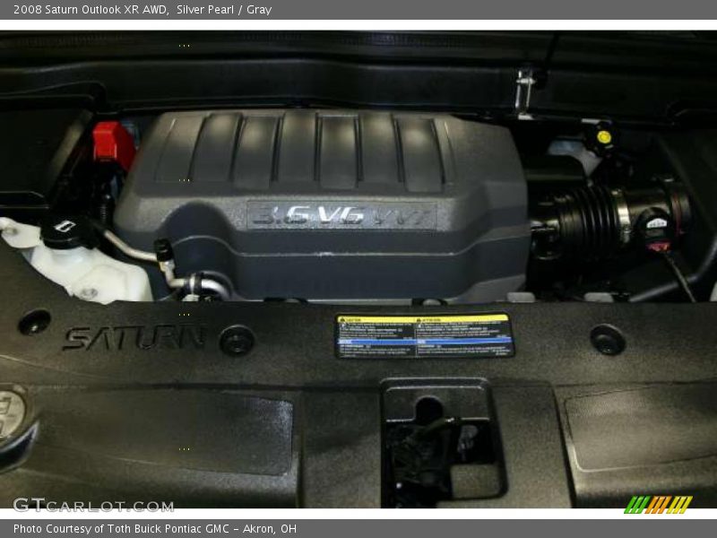 Silver Pearl / Gray 2008 Saturn Outlook XR AWD