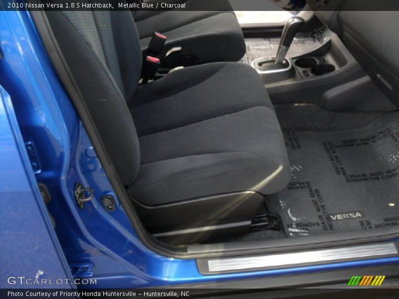 Metallic Blue / Charcoal 2010 Nissan Versa 1.8 S Hatchback