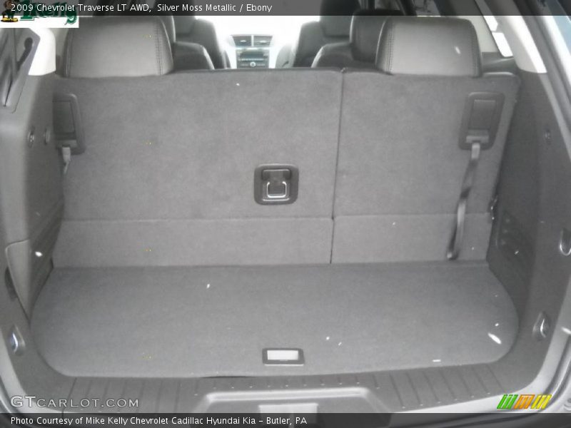 Silver Moss Metallic / Ebony 2009 Chevrolet Traverse LT AWD