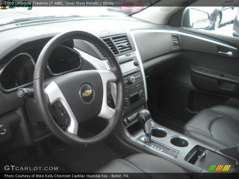 Silver Moss Metallic / Ebony 2009 Chevrolet Traverse LT AWD
