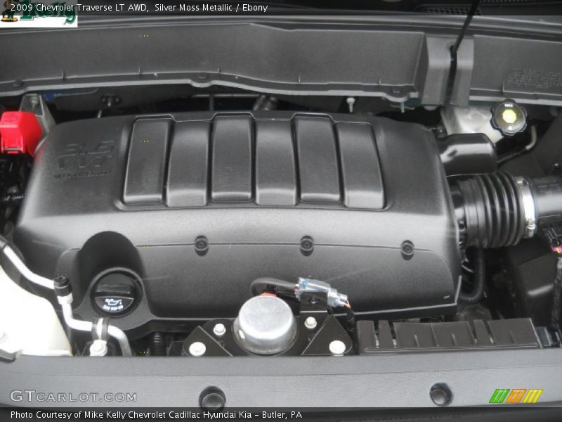 Silver Moss Metallic / Ebony 2009 Chevrolet Traverse LT AWD