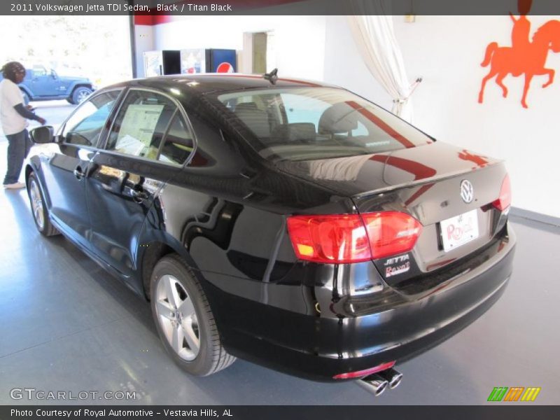 Black / Titan Black 2011 Volkswagen Jetta TDI Sedan