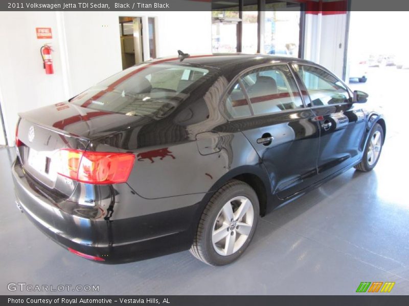 Black / Titan Black 2011 Volkswagen Jetta TDI Sedan