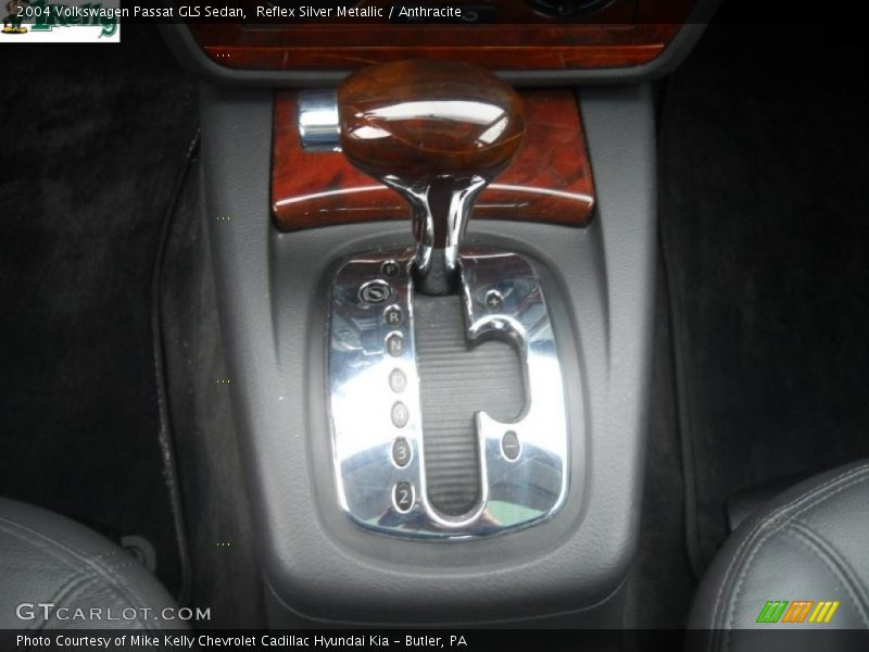Reflex Silver Metallic / Anthracite 2004 Volkswagen Passat GLS Sedan