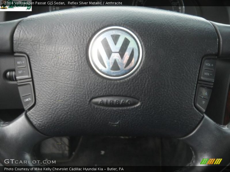 Reflex Silver Metallic / Anthracite 2004 Volkswagen Passat GLS Sedan