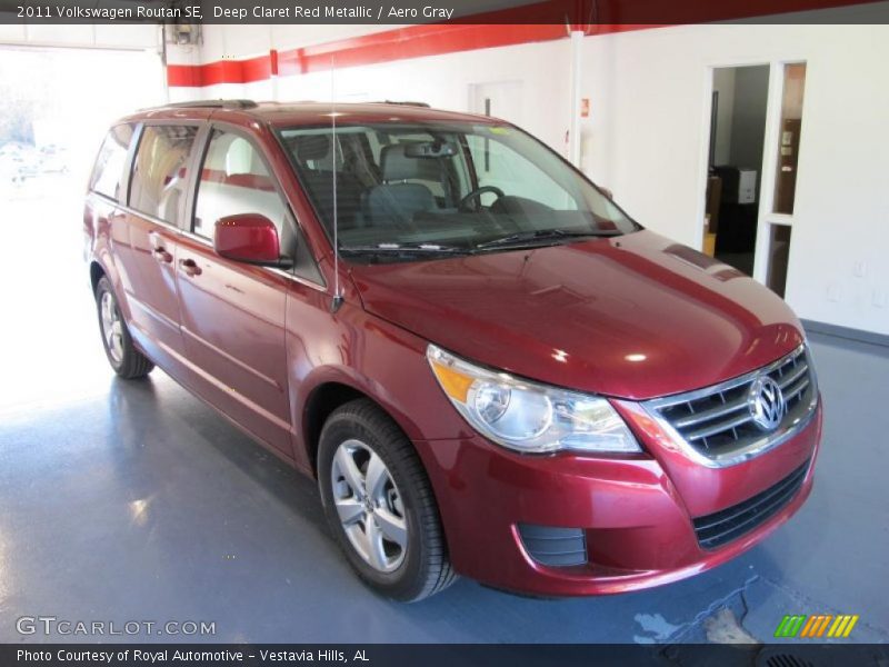 Deep Claret Red Metallic / Aero Gray 2011 Volkswagen Routan SE