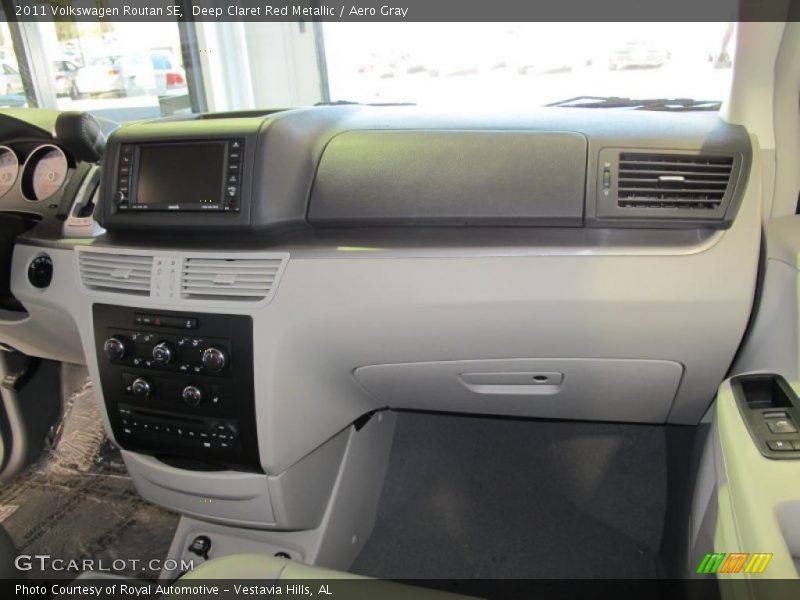 Deep Claret Red Metallic / Aero Gray 2011 Volkswagen Routan SE