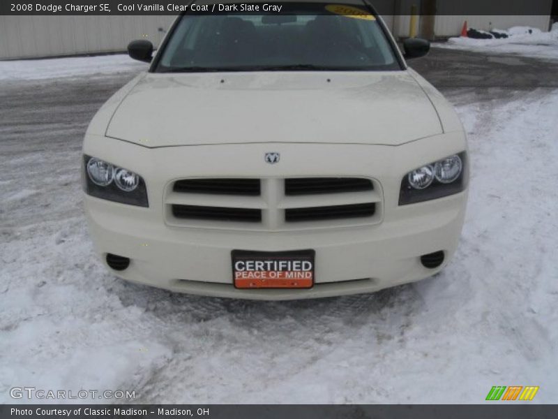 Cool Vanilla Clear Coat / Dark Slate Gray 2008 Dodge Charger SE
