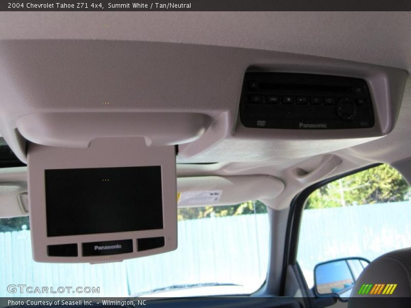 Summit White / Tan/Neutral 2004 Chevrolet Tahoe Z71 4x4