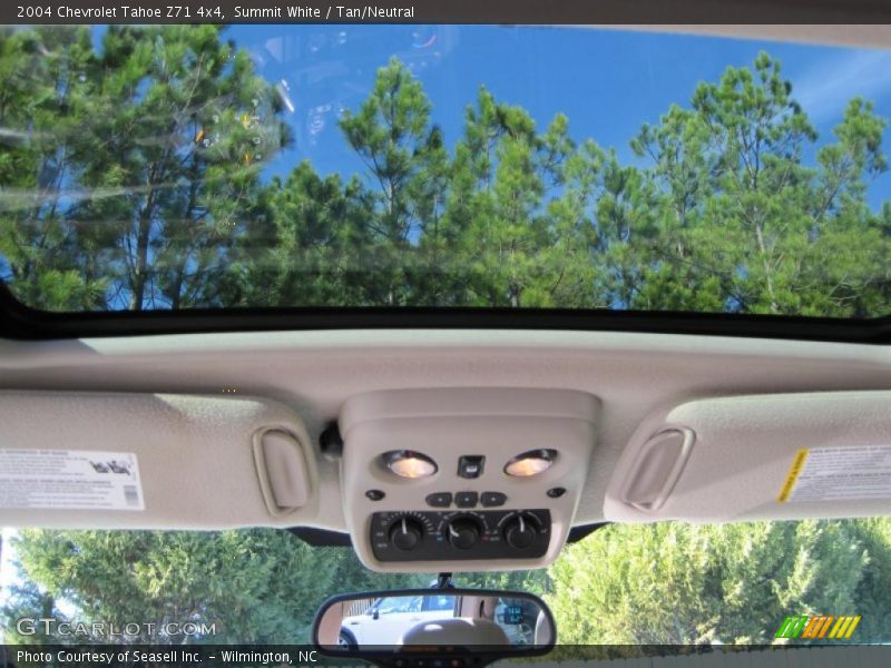 Summit White / Tan/Neutral 2004 Chevrolet Tahoe Z71 4x4