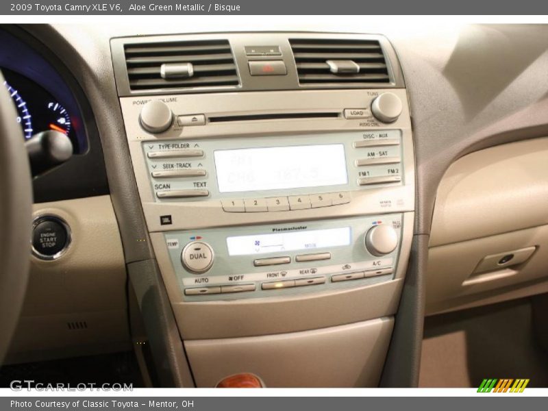 Aloe Green Metallic / Bisque 2009 Toyota Camry XLE V6