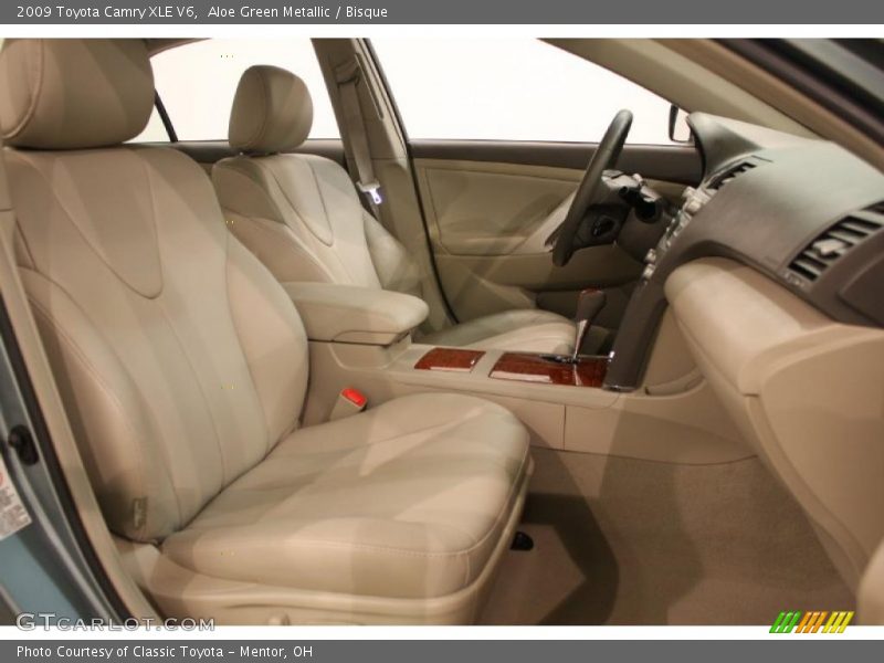 Aloe Green Metallic / Bisque 2009 Toyota Camry XLE V6