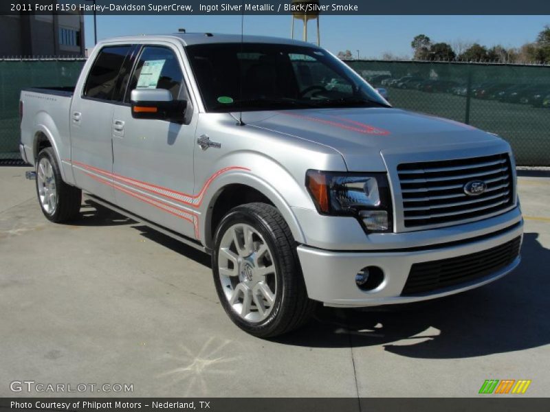 Front 3/4 View of 2011 F150 Harley-Davidson SuperCrew