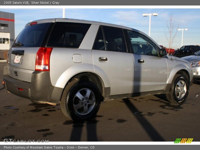 Silver Nickel / Gray 2005 Saturn VUE