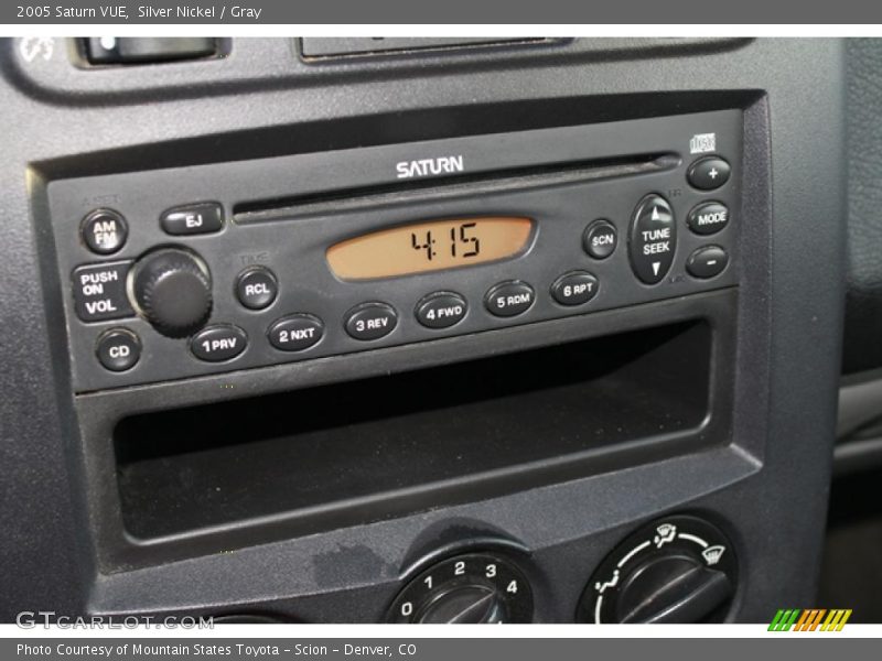 Silver Nickel / Gray 2005 Saturn VUE